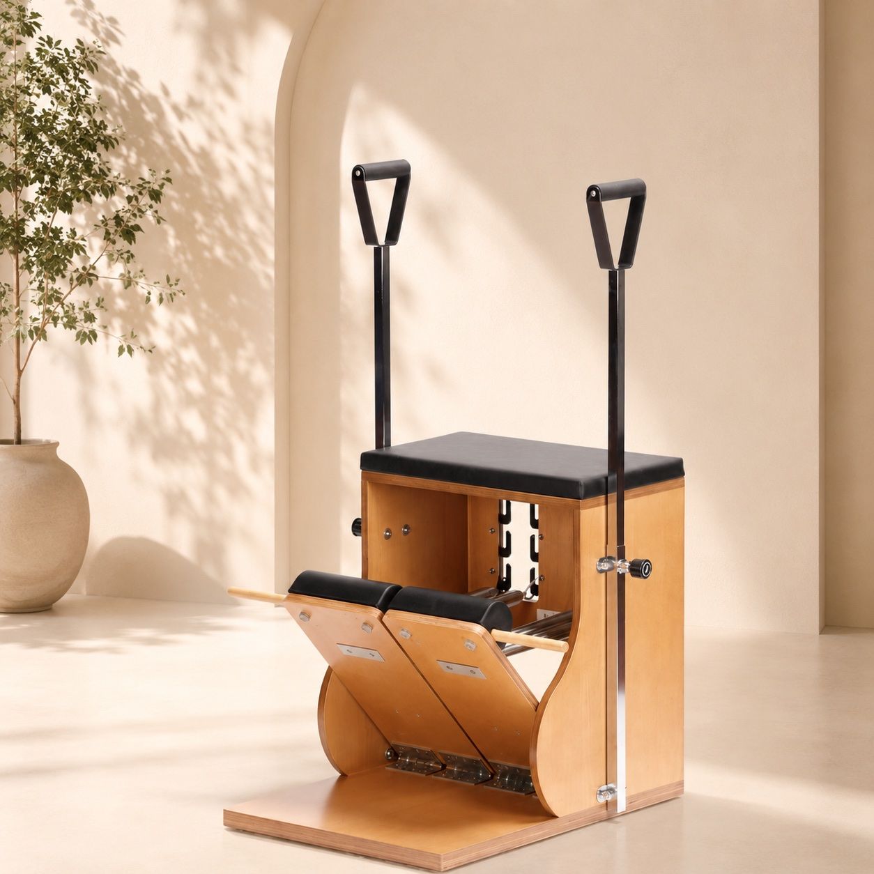 Silla de Pilates de madera con pedales y agarres